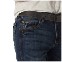 Wrangler - Men's Retro Slim Fit Straight Jean