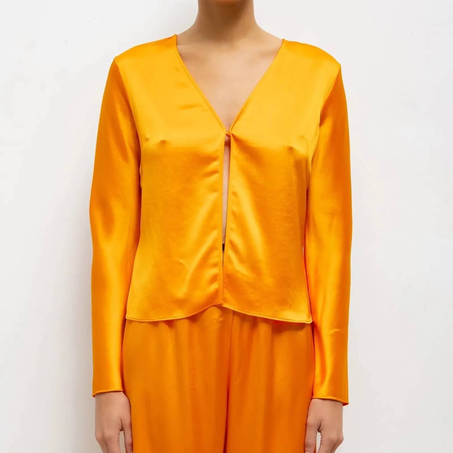 Leset - Barb Button Long Sleeve Top