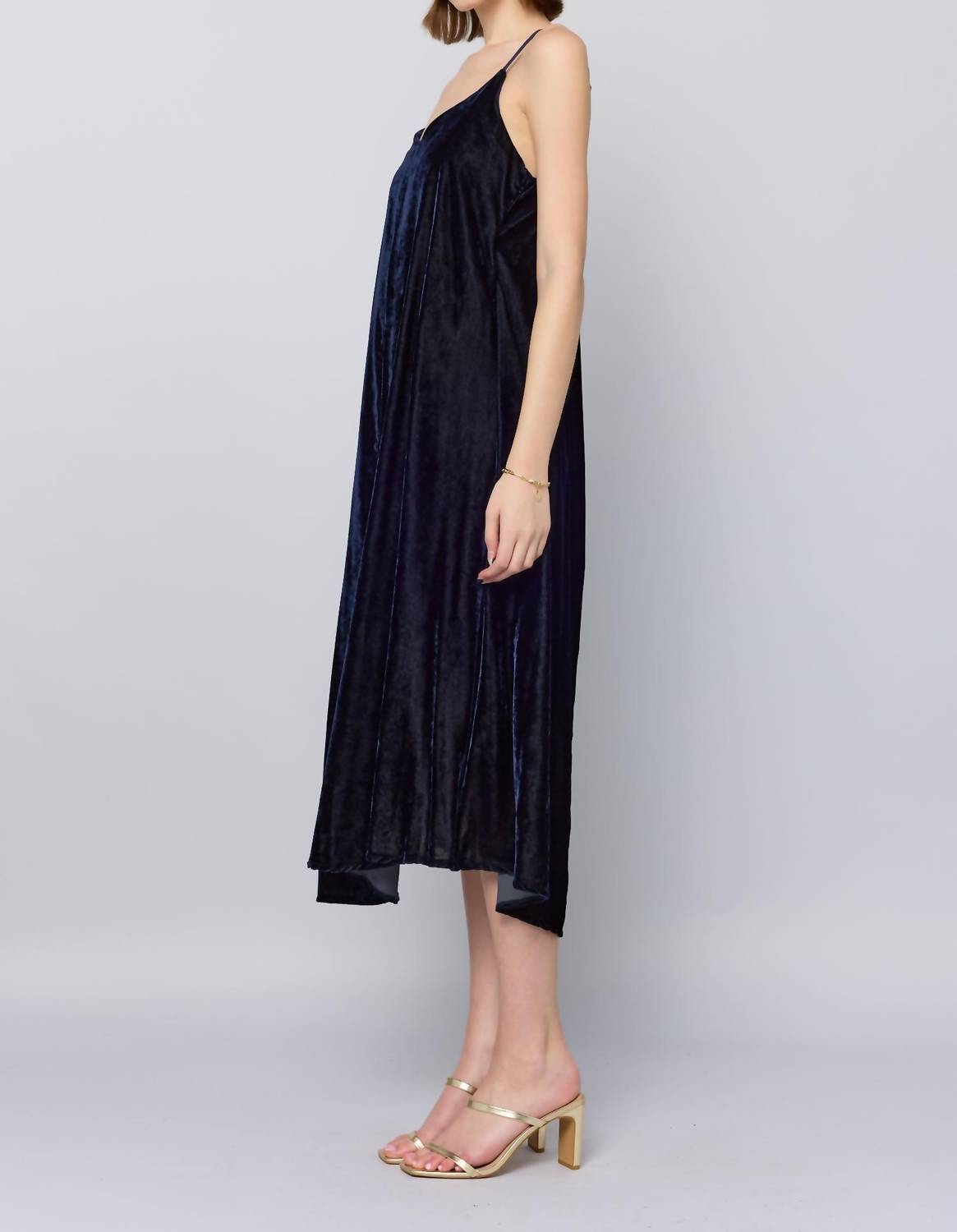 Babette Caroli Velvet Midi Dress in black - women's dress - detail view