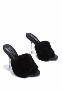 Cape Robbin - Women's Obrey Fur Clear High Heels