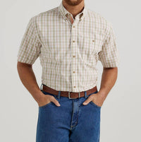 Wrangler - George Strait Short Sleeve Button Down Shirt