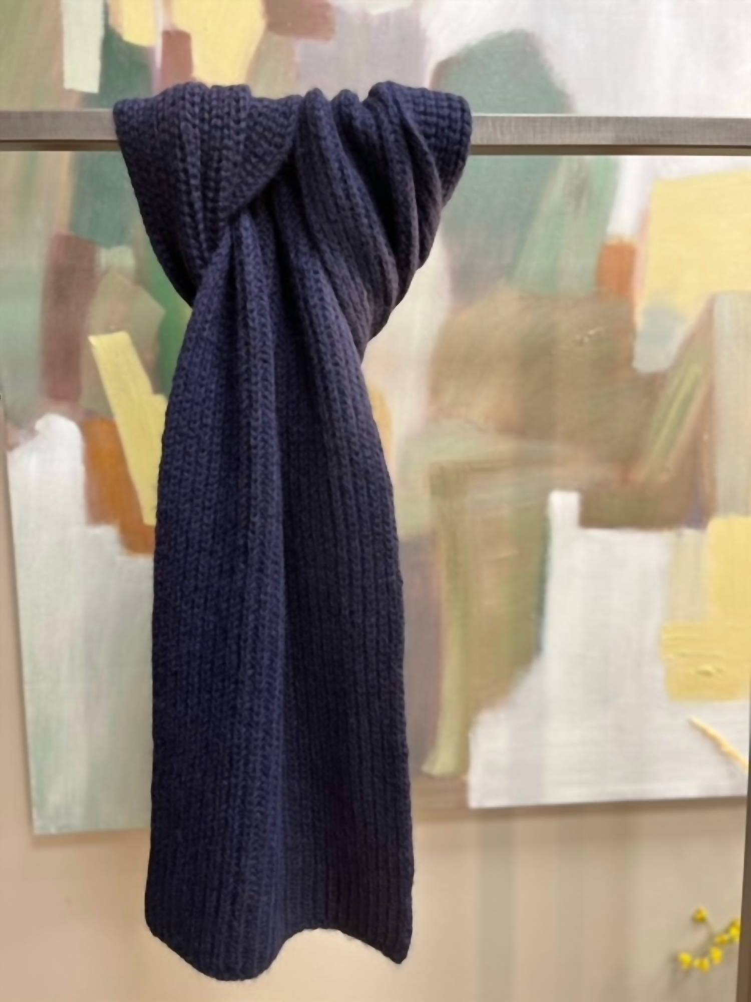 Closed - scarf