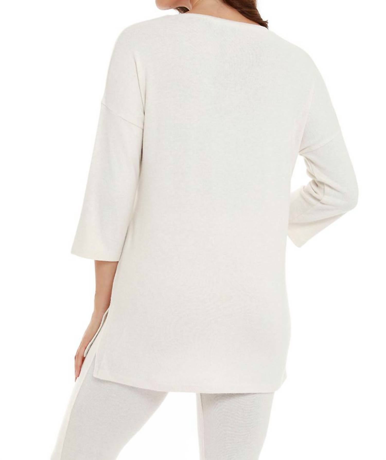 Gabrielle Kashmira 3/4 Sleeve V-Neck Top