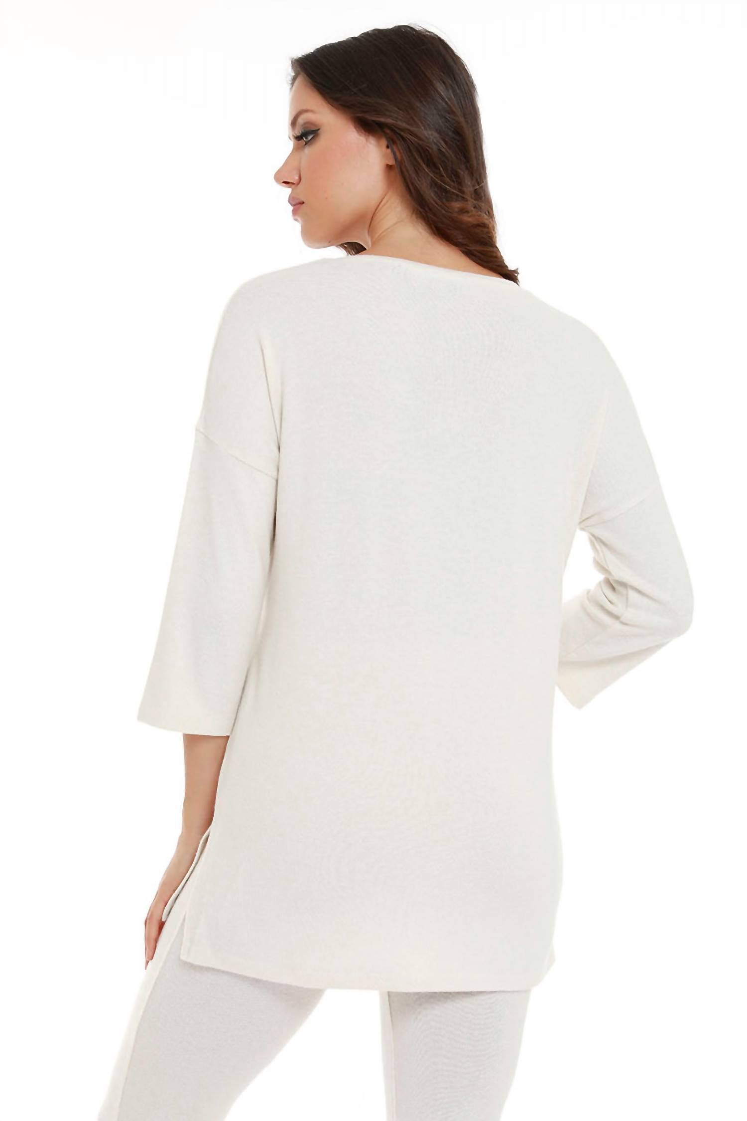 Gabrielle Kashmira 3/4 Sleeve V-Neck Top