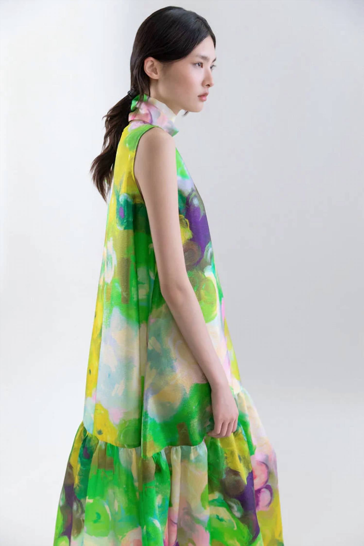 Psophia - Bloomlight Print Sleeveless Long Dress with Tie Neck