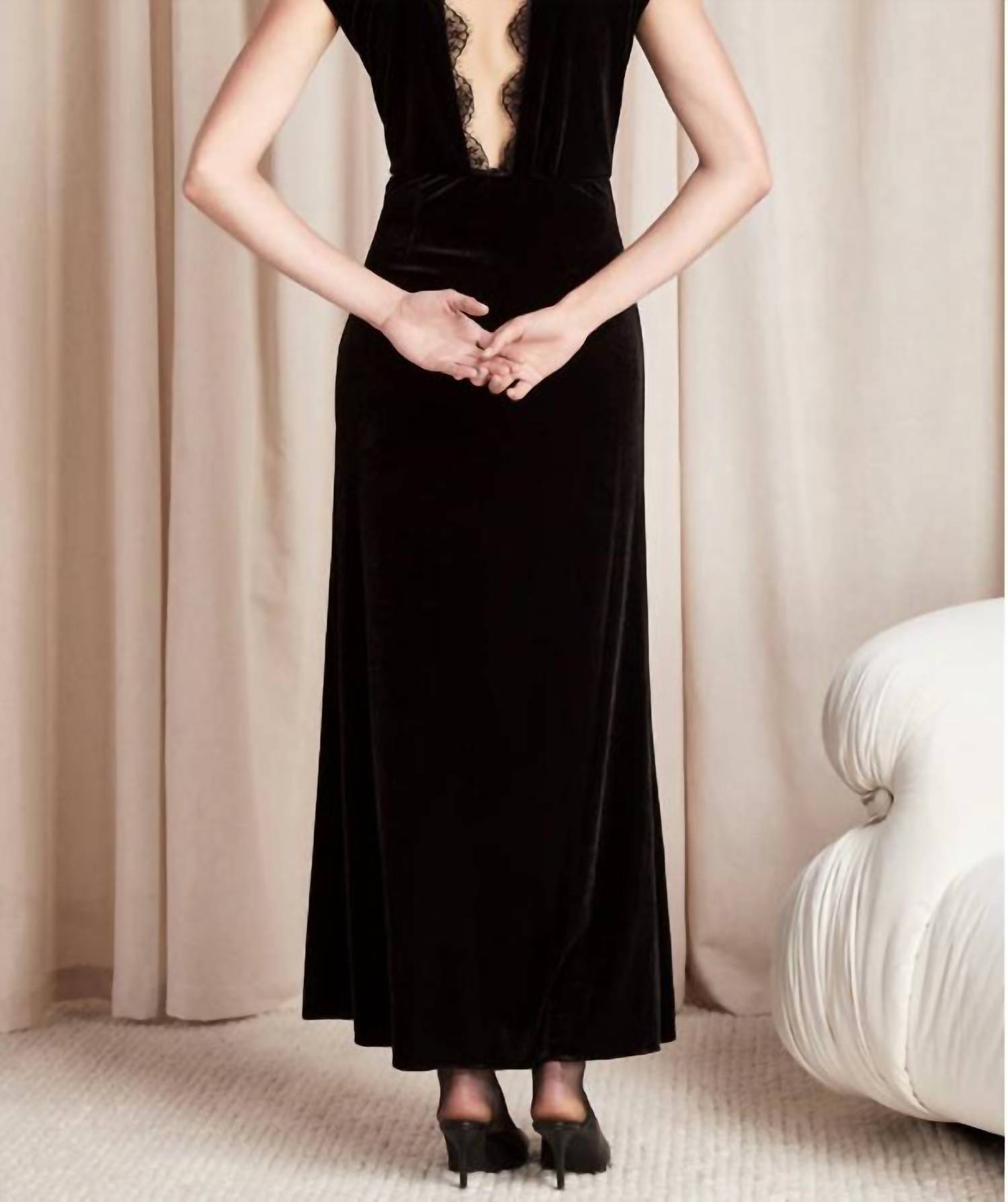 Saylor - Nikita Dress