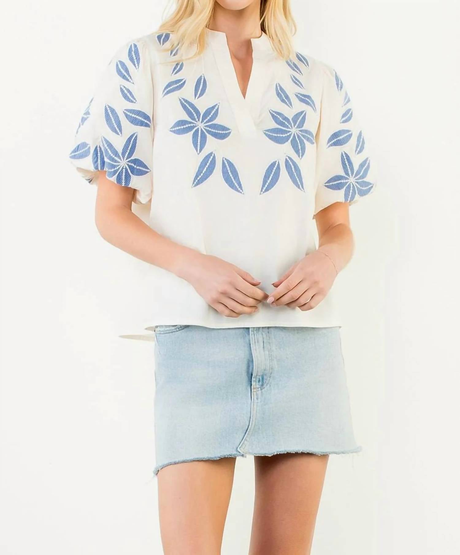Thml - Puff Sleeve Embroidery V-neck Top