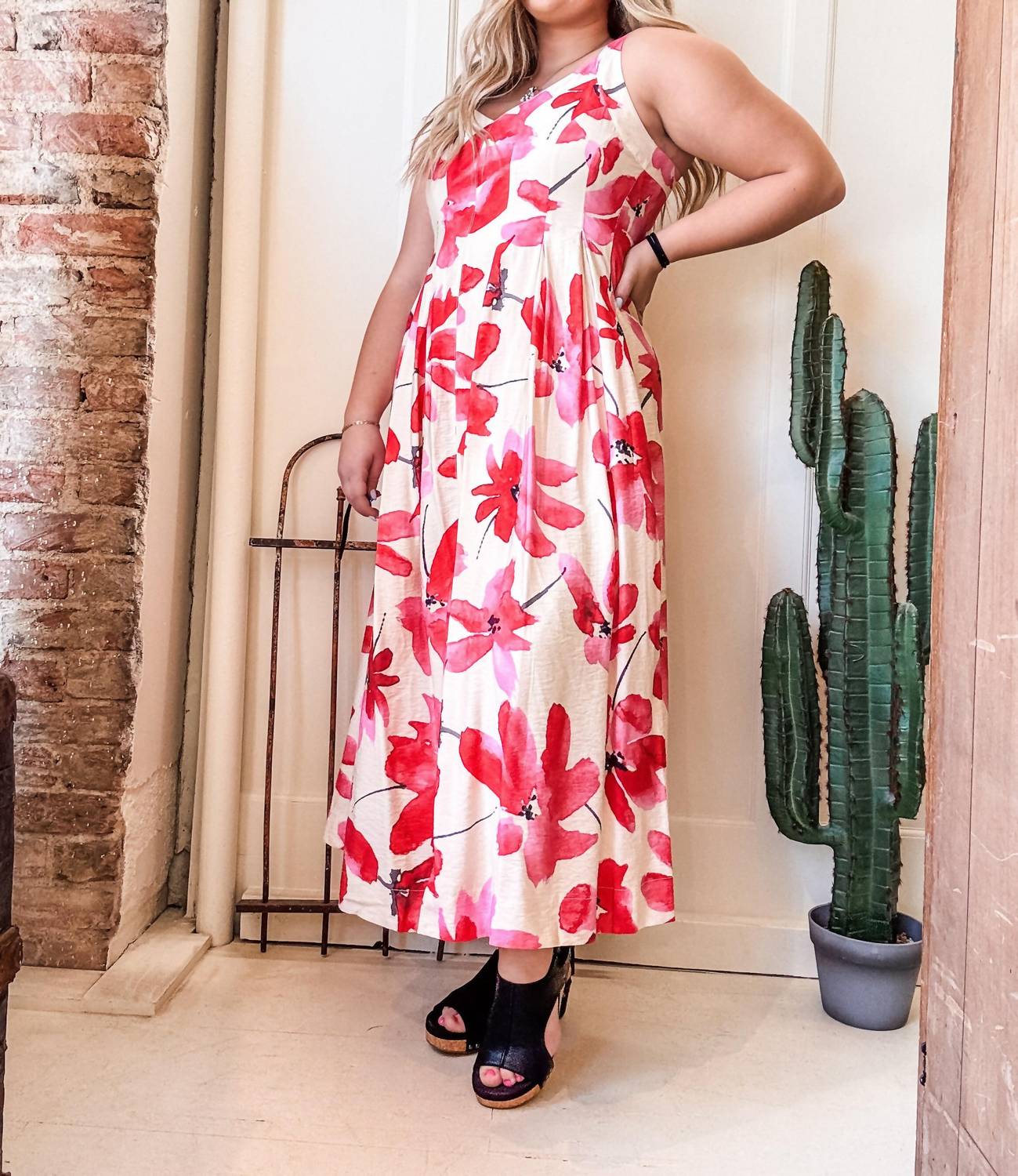 Tribal - Sleeveless Maxi Dress With Lining