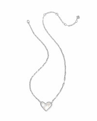 Kendra Scott - Women's Ari Heart Statement Short Pendant Necklace