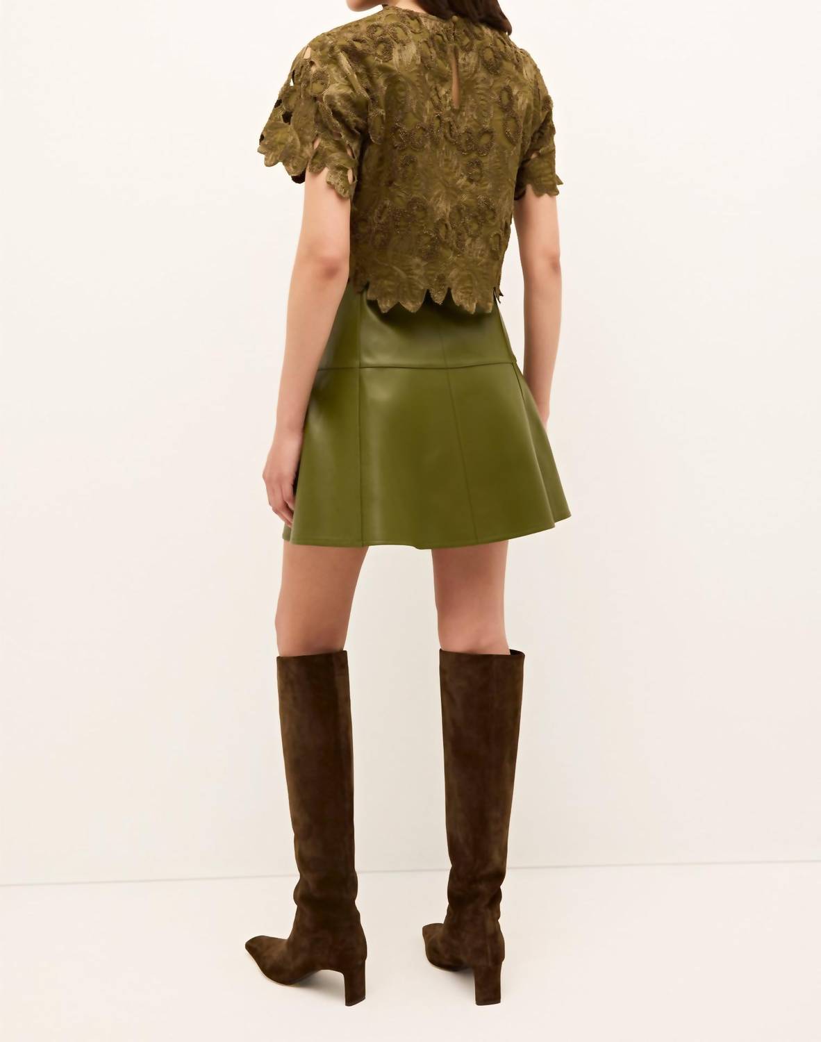 Marie Oliver - Pelumi Crop Top