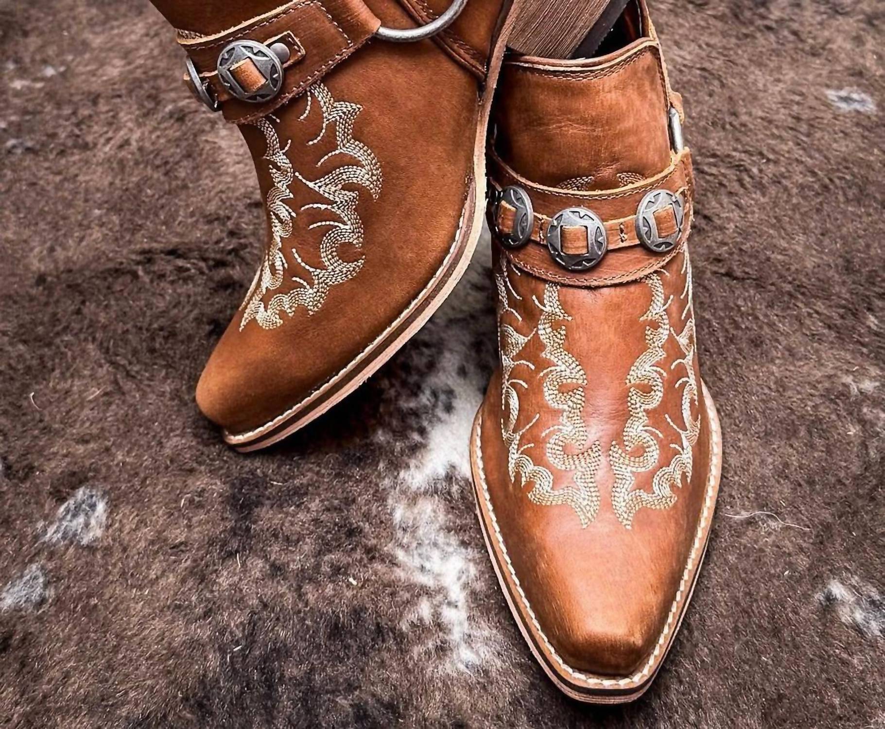 Myra - Women's Western Ember Booties