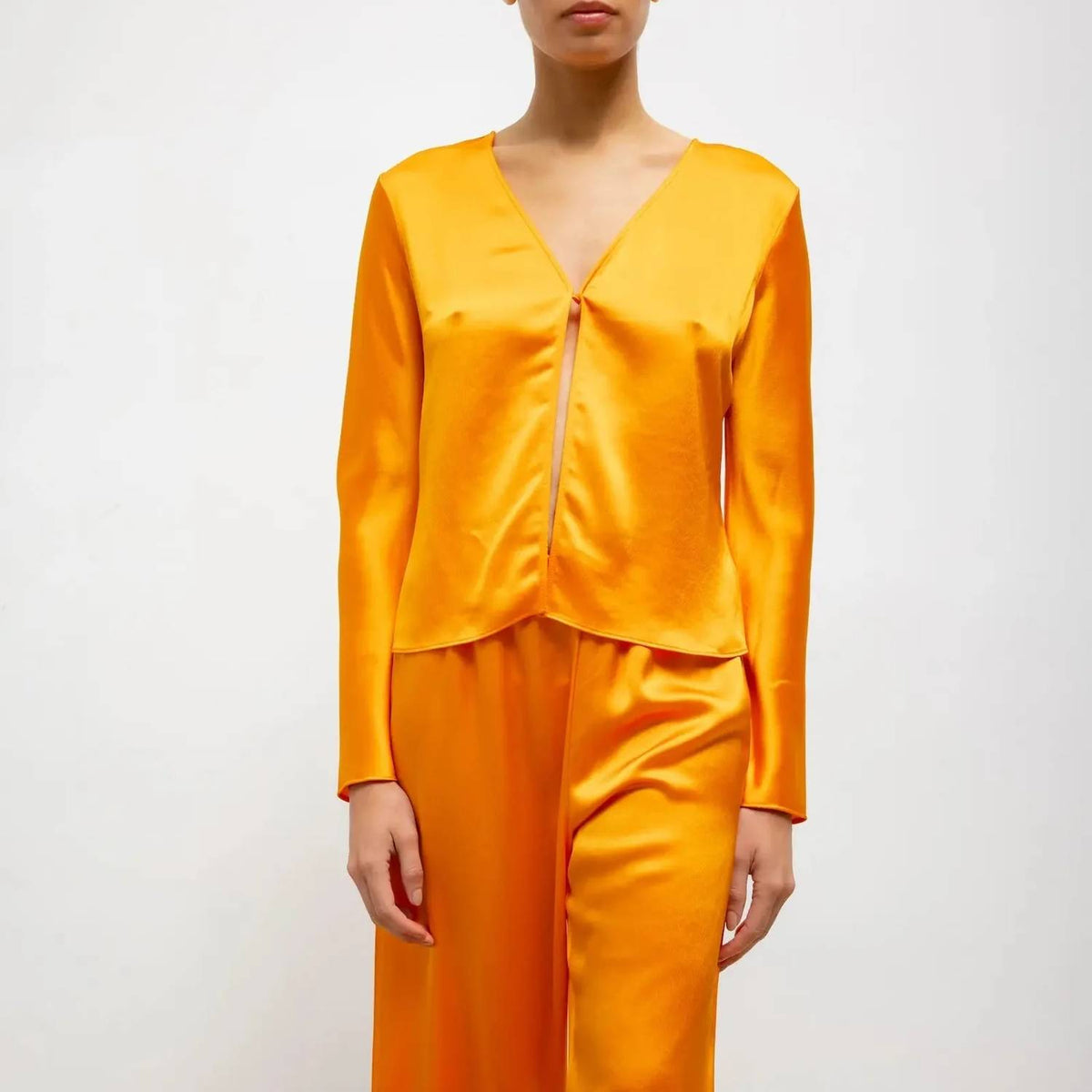 Leset - Barb Button Long Sleeve Top