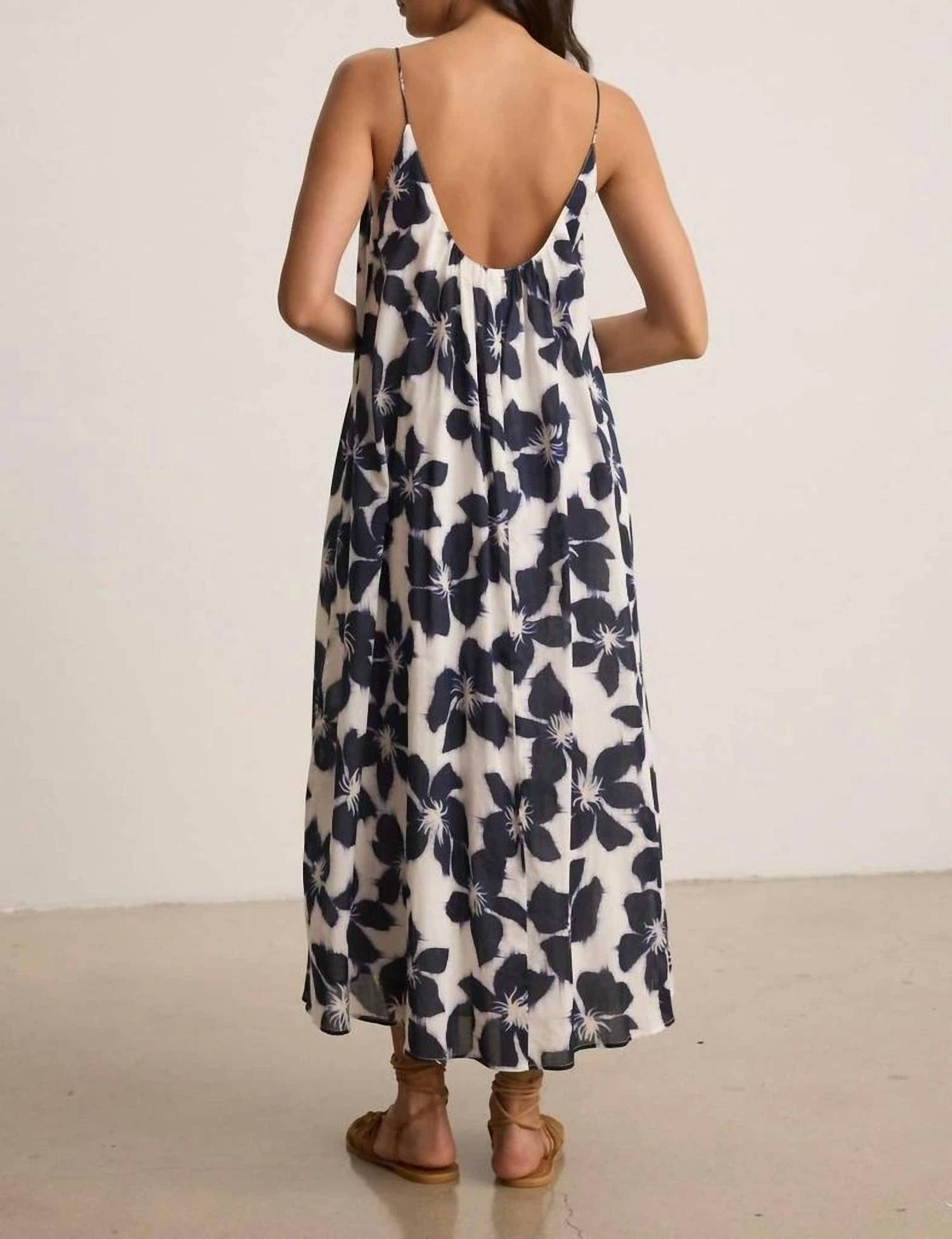 Velvet by Graham & Spencer Alexa Long Dress in azul - women's dress - detail view