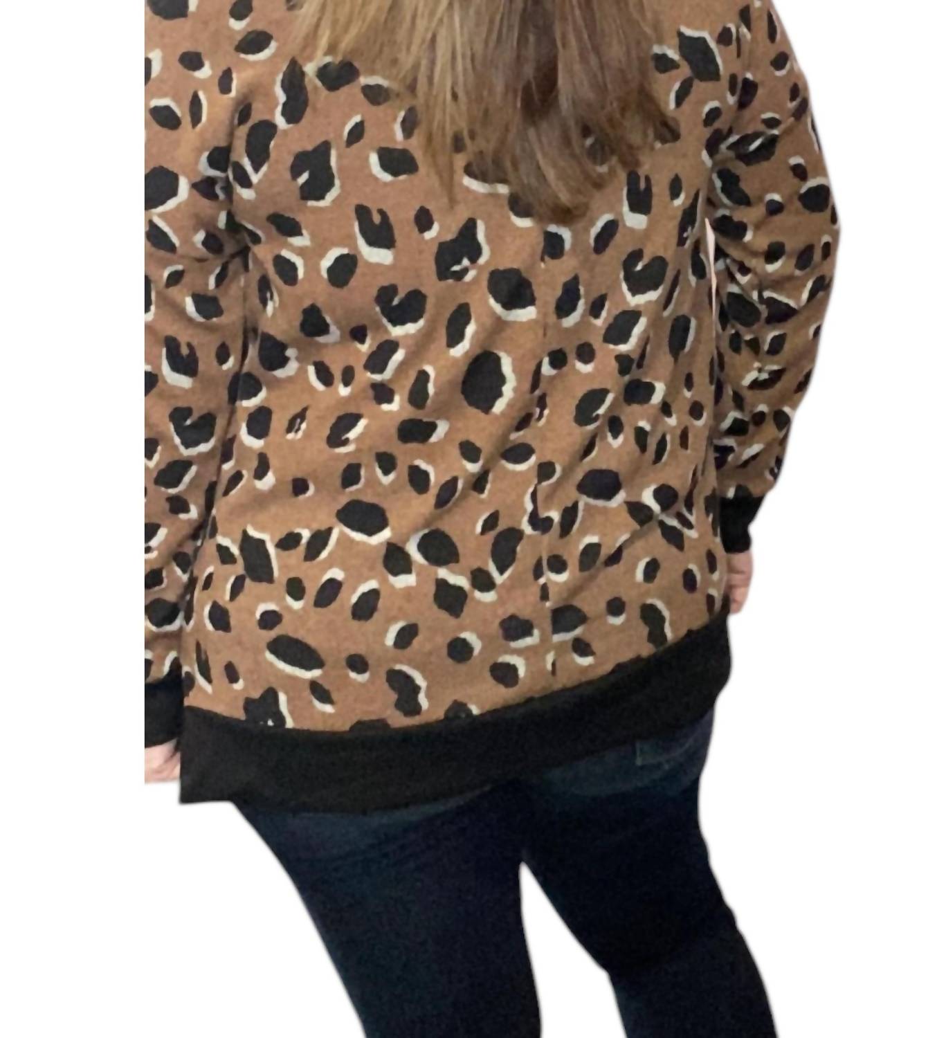 Honeyme - Leopard Weekender Tee