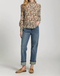 Apny - Cheetah Print Ruched Collar Top