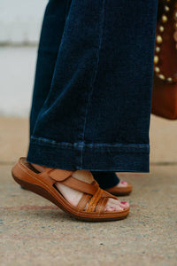 Clarks - Women's Cecily Strap Sandals