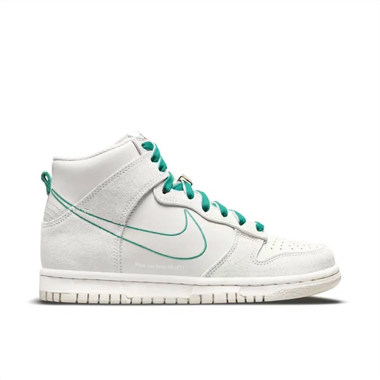 Nike - Boy's Dunk High Sneakers
