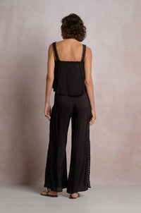 Elan - Nyx Flowy Tank Top