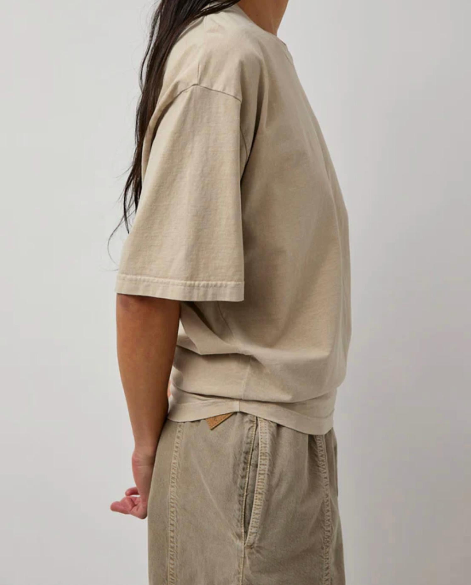 Haikure - Honey Oversized T-shirt
