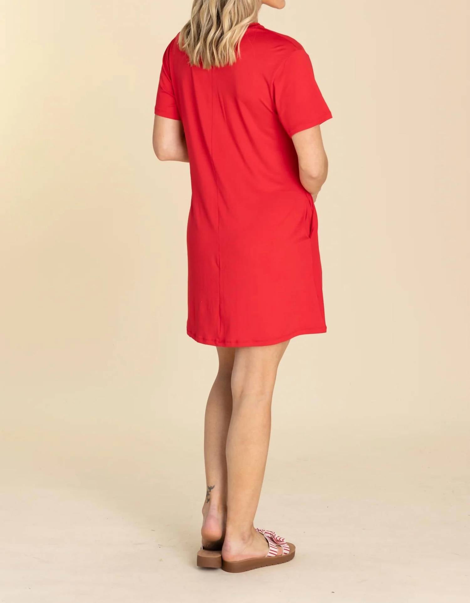 Yelete - Side Pockets On The Go T-shirt Mini Dress