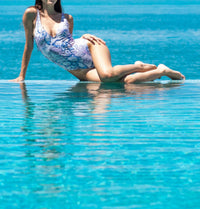Las Sureñas - V-neck Amor Swimsuit
