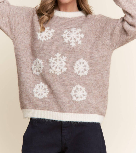 J.Nna - Embroidered Snowflakes Knit Sweater Top
