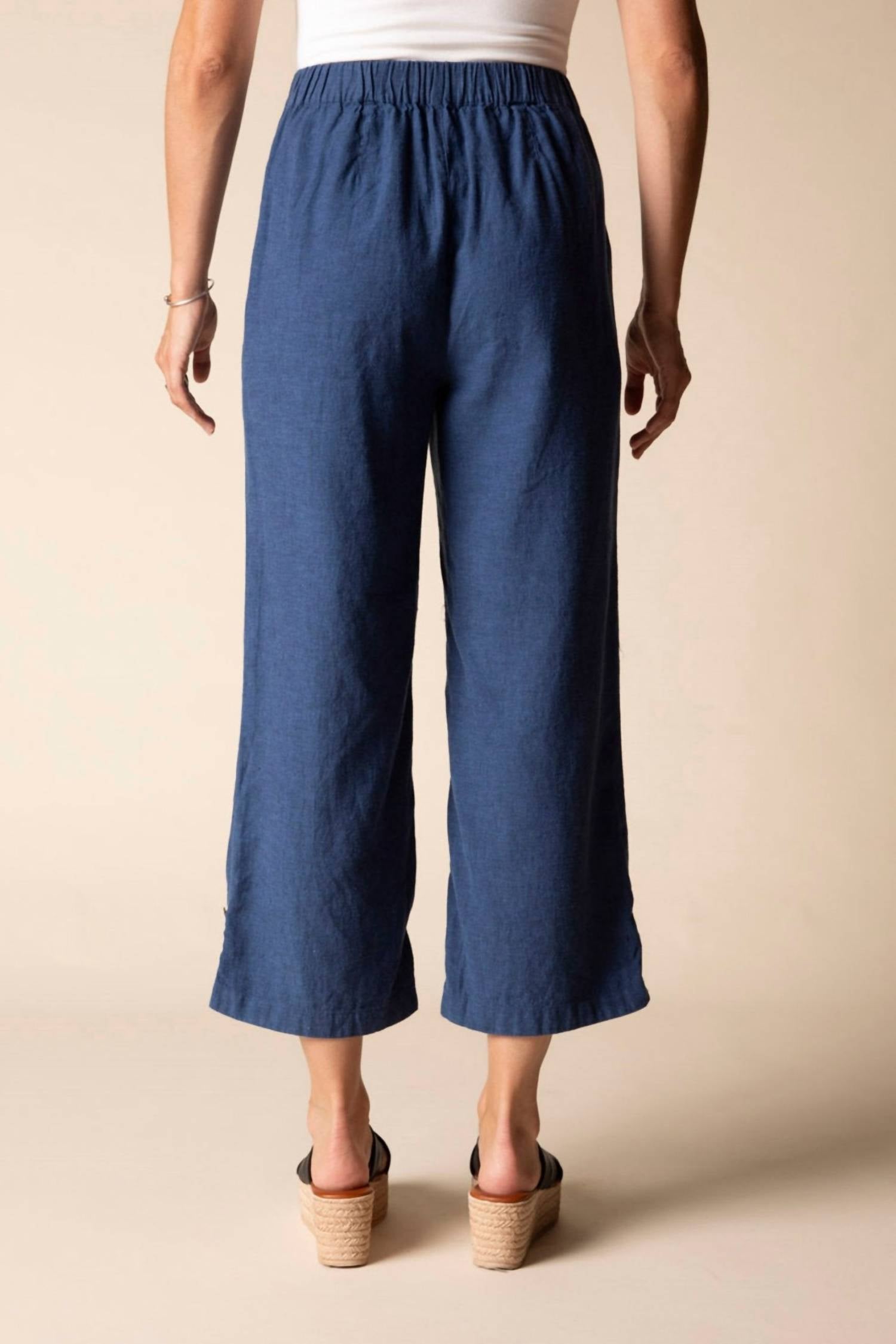 Habitat - Linen Solid Pleat Button Capri Pant