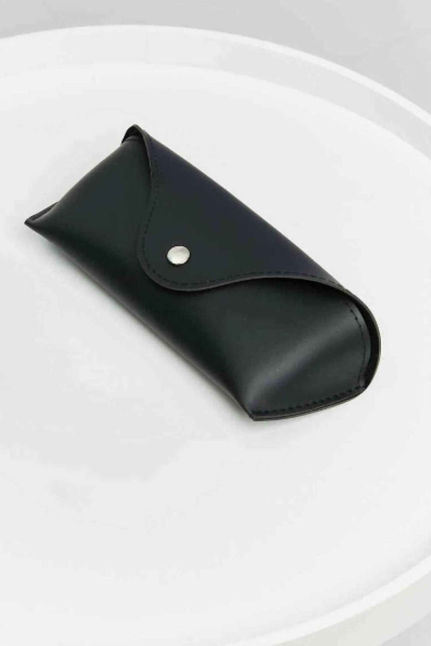 Quay - Women's Notorious Oversized Sunglasses