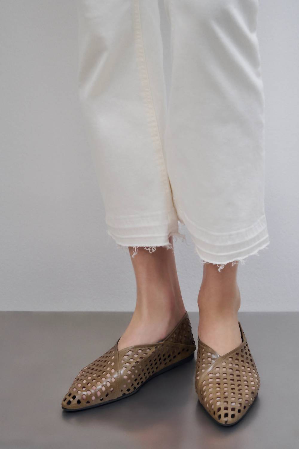 Closed - Women's Ballerina Shoe