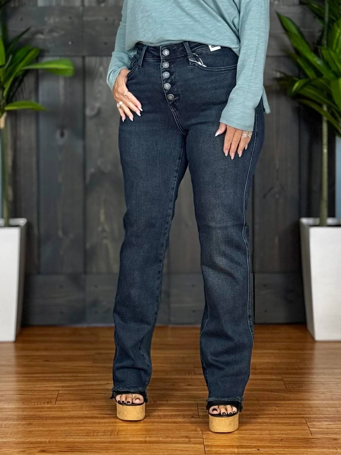 Judy Blue - Below The Radar Straight Fit Jeans