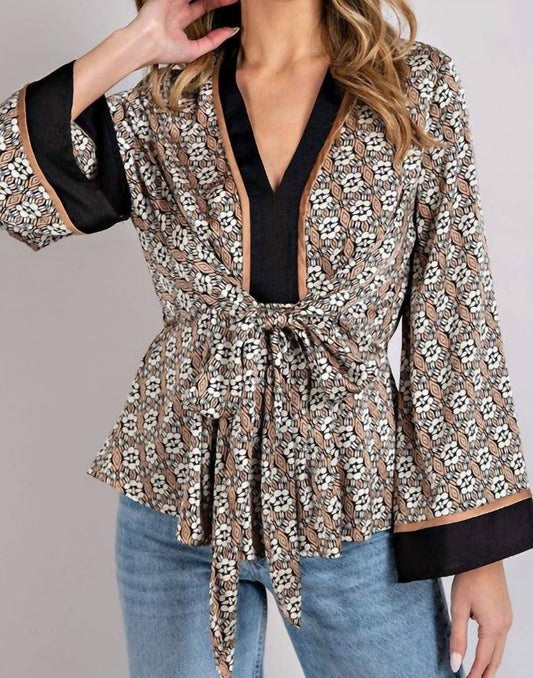 Ee:Some - Amela Tie-Front Blouse