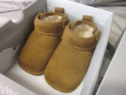 Ugg - Baby Classic Ultra Mini Shoes
