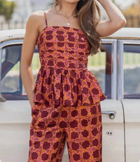 Strut & Bolt - Chainlink Pleated Top