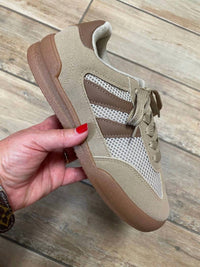 Jellypop - Women's Multi Smooth Sneakers