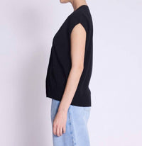 Berenice - Gustave Sleeveless V-neck Buttoned Cardigan