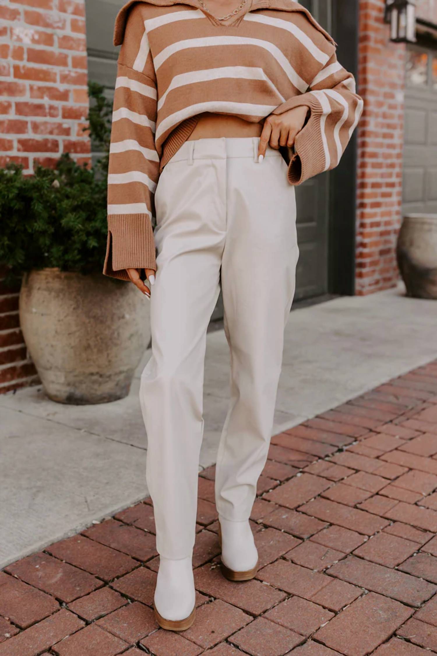Entro - Catalina High Waist Faux Leather Pants