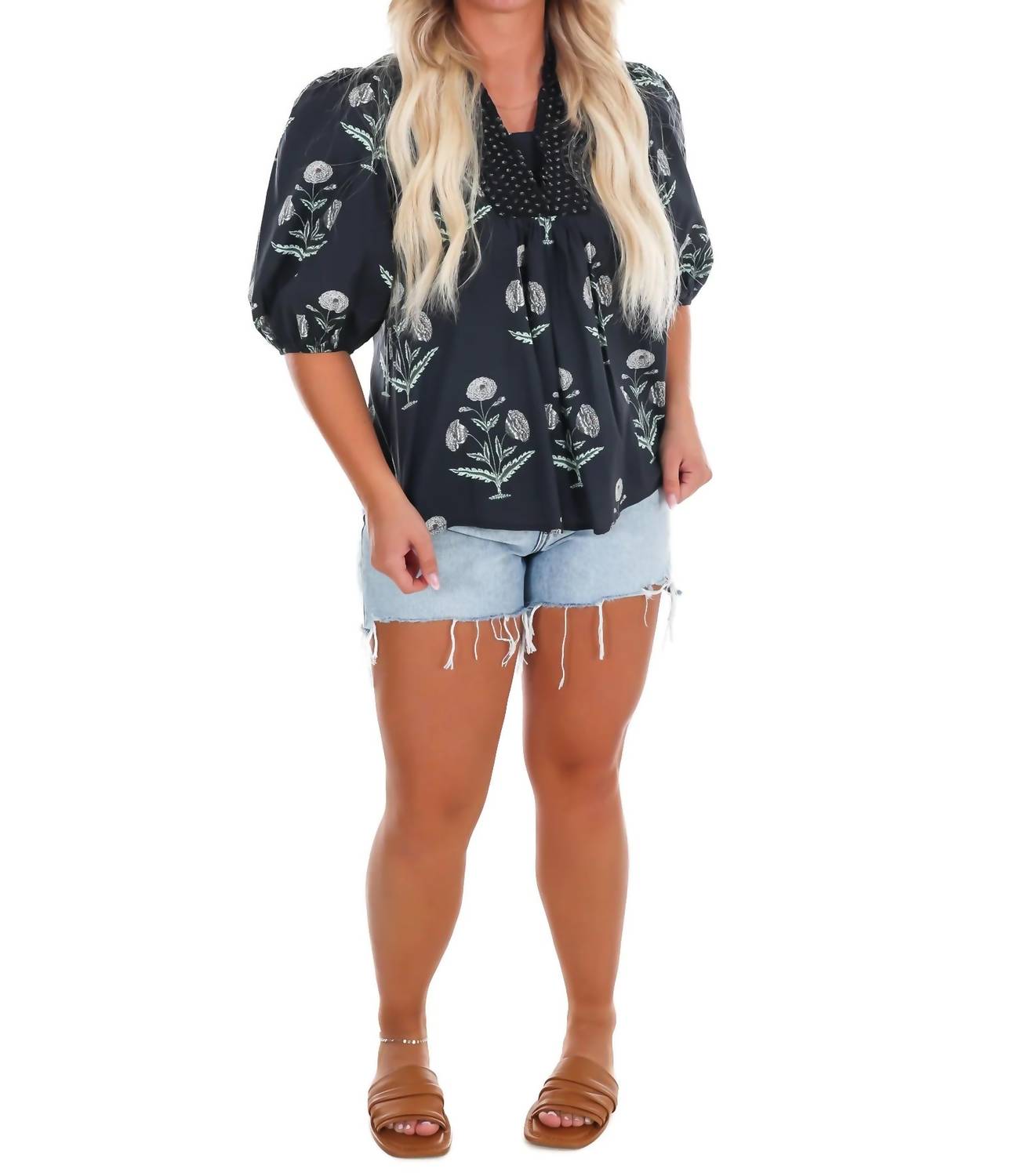 She + Sky - Women's Garden Whimsy Print Top