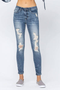 Judy Blue - Bleached Distressed Skinny Jeans