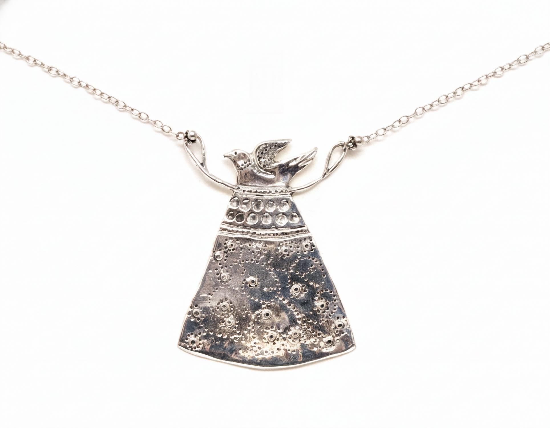 Patience Brewster - Women's Bird On Apron Necklace