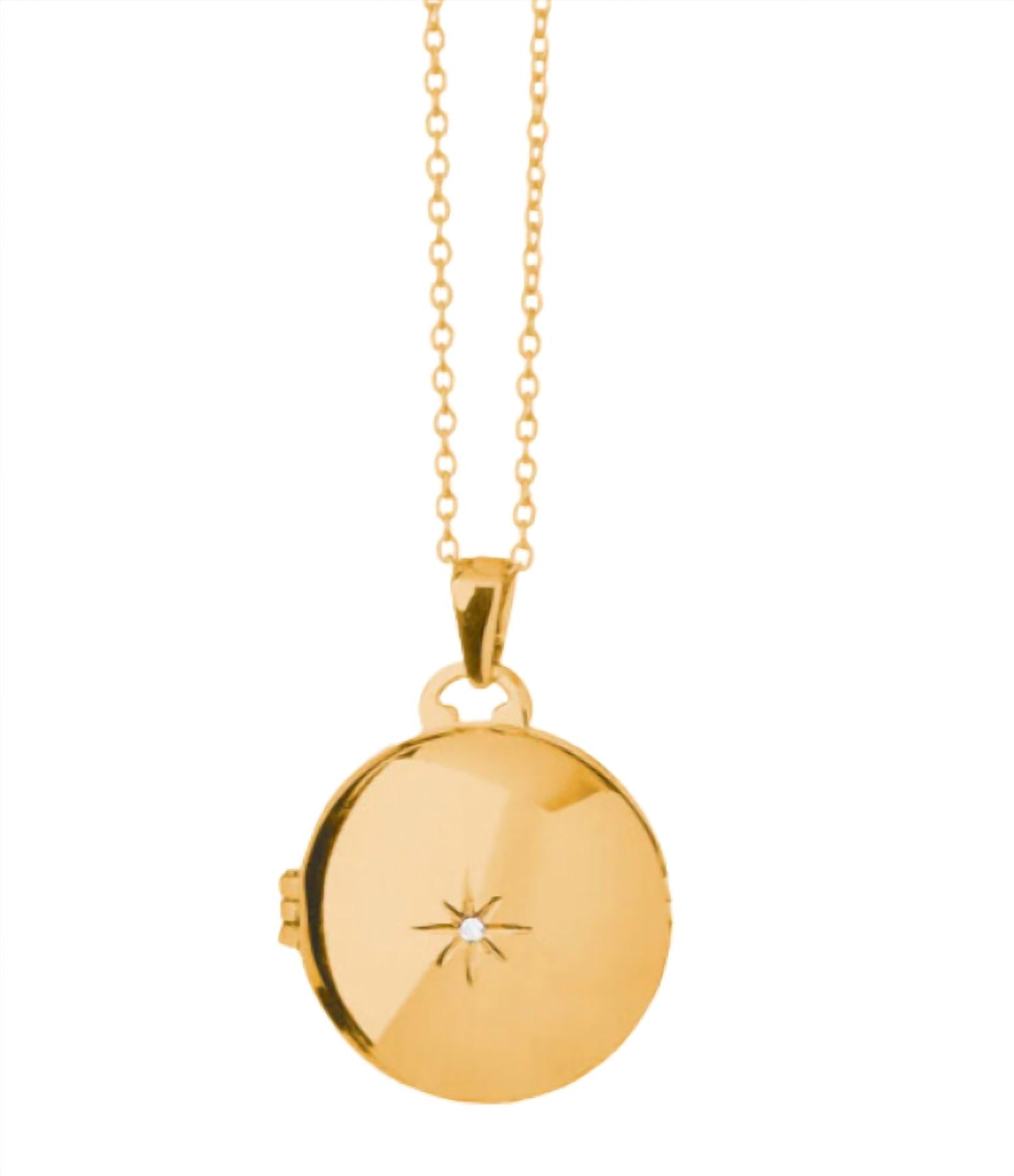 Spartina 449 - Women's Classic Round Locket Necklace