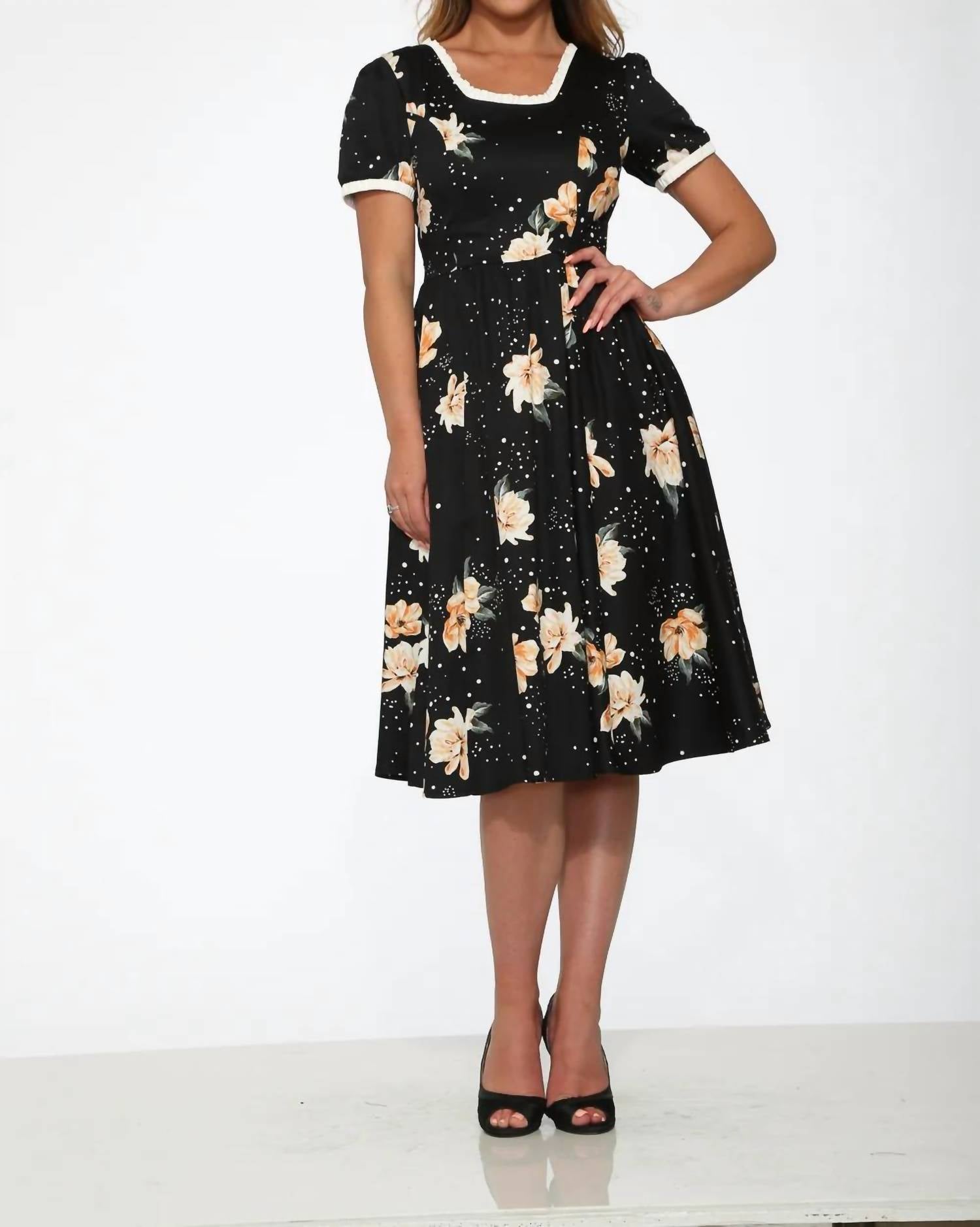 Orchid Bloom - Short Sleeve Floral Dress