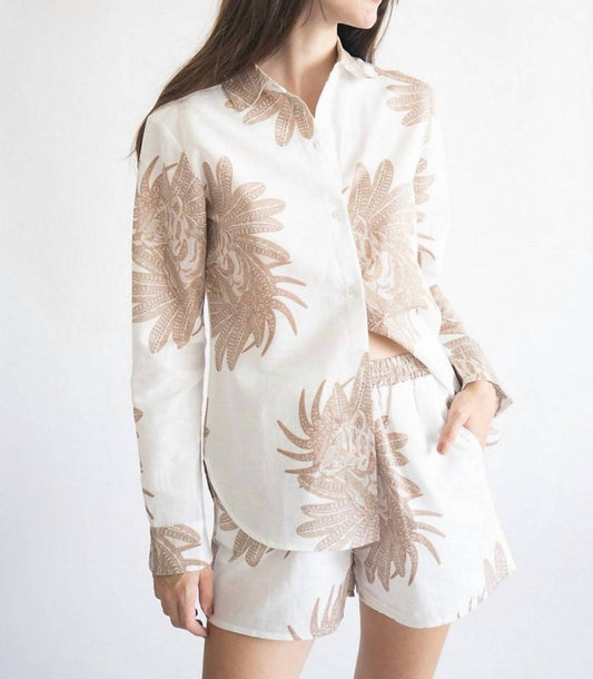 Las Sureñas - Comfortable Button-down Shirt