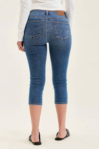 Judy Blue - Mid Rise Capri Jeans