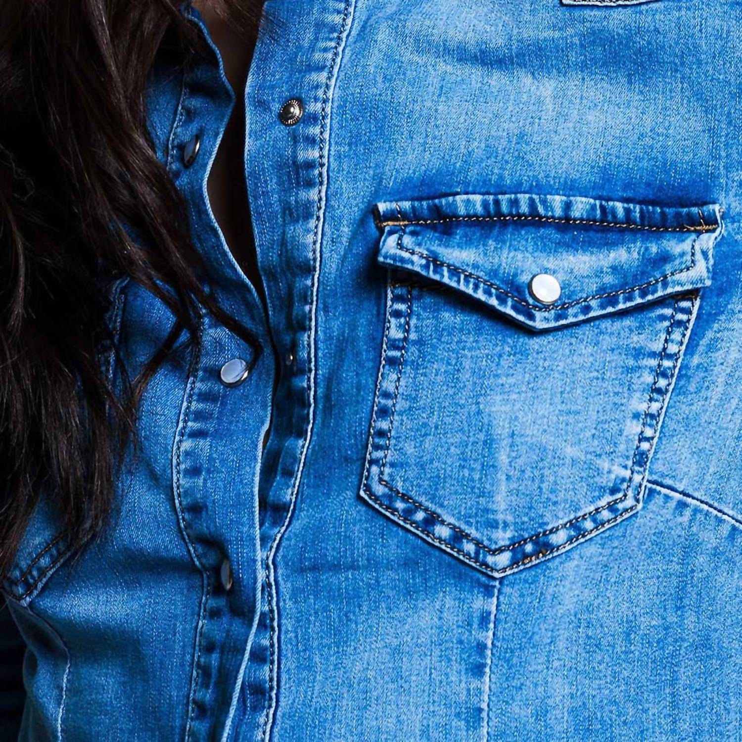 Q2 - Chambray Pearl Snap Shirt