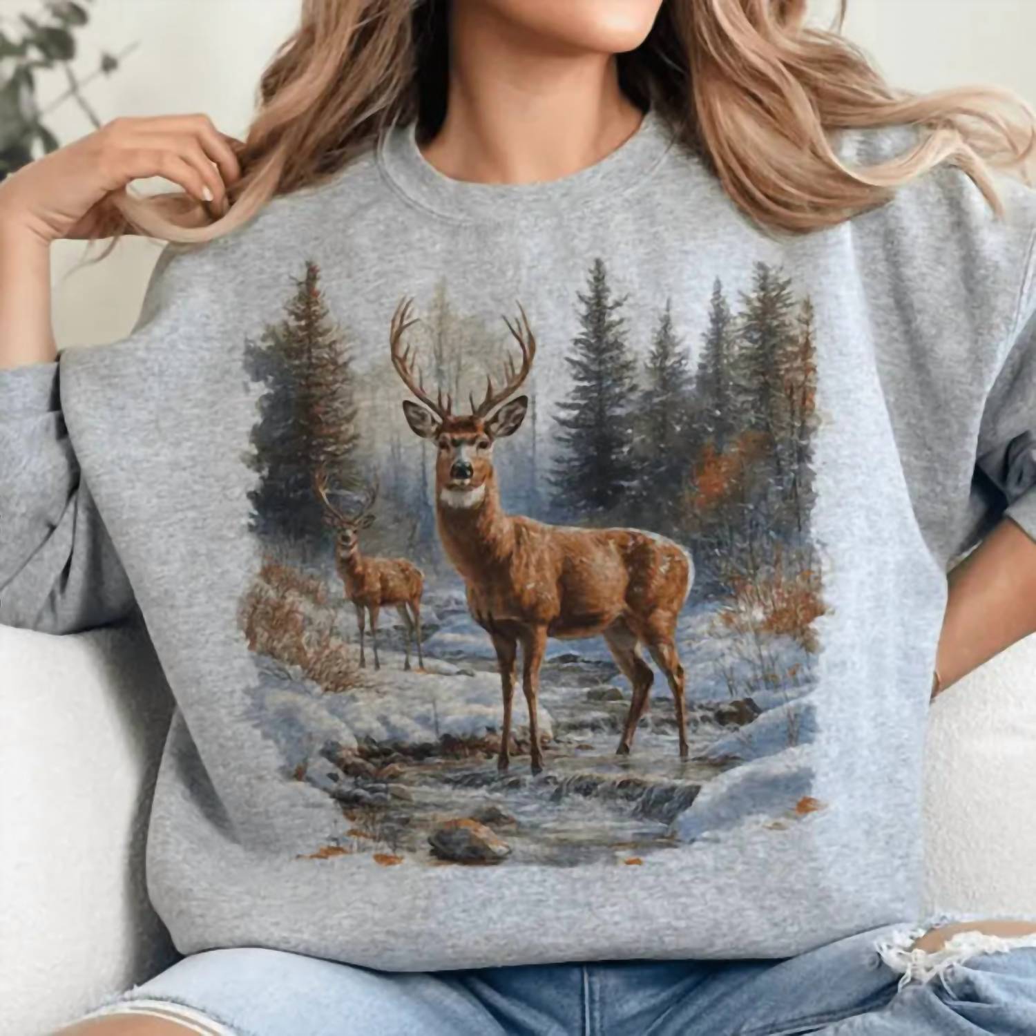 Faire - Vintage Hunting Scene Sweatshirt