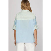 Style USA Prep Oversized Top in light blue - women's t-shirt - detail view