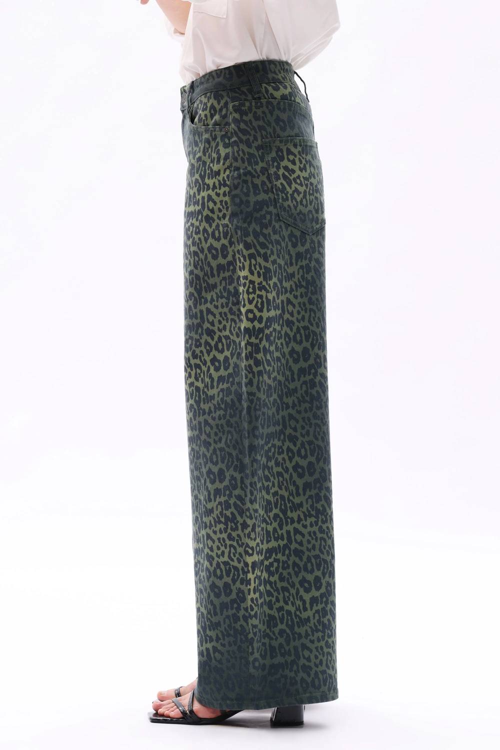 Bayeas - High Rise Leopard Print Barrel Leg Jeans