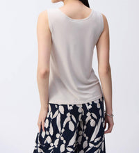 Joseph Ribkoff - Sleeveless Scoopneck Camisole