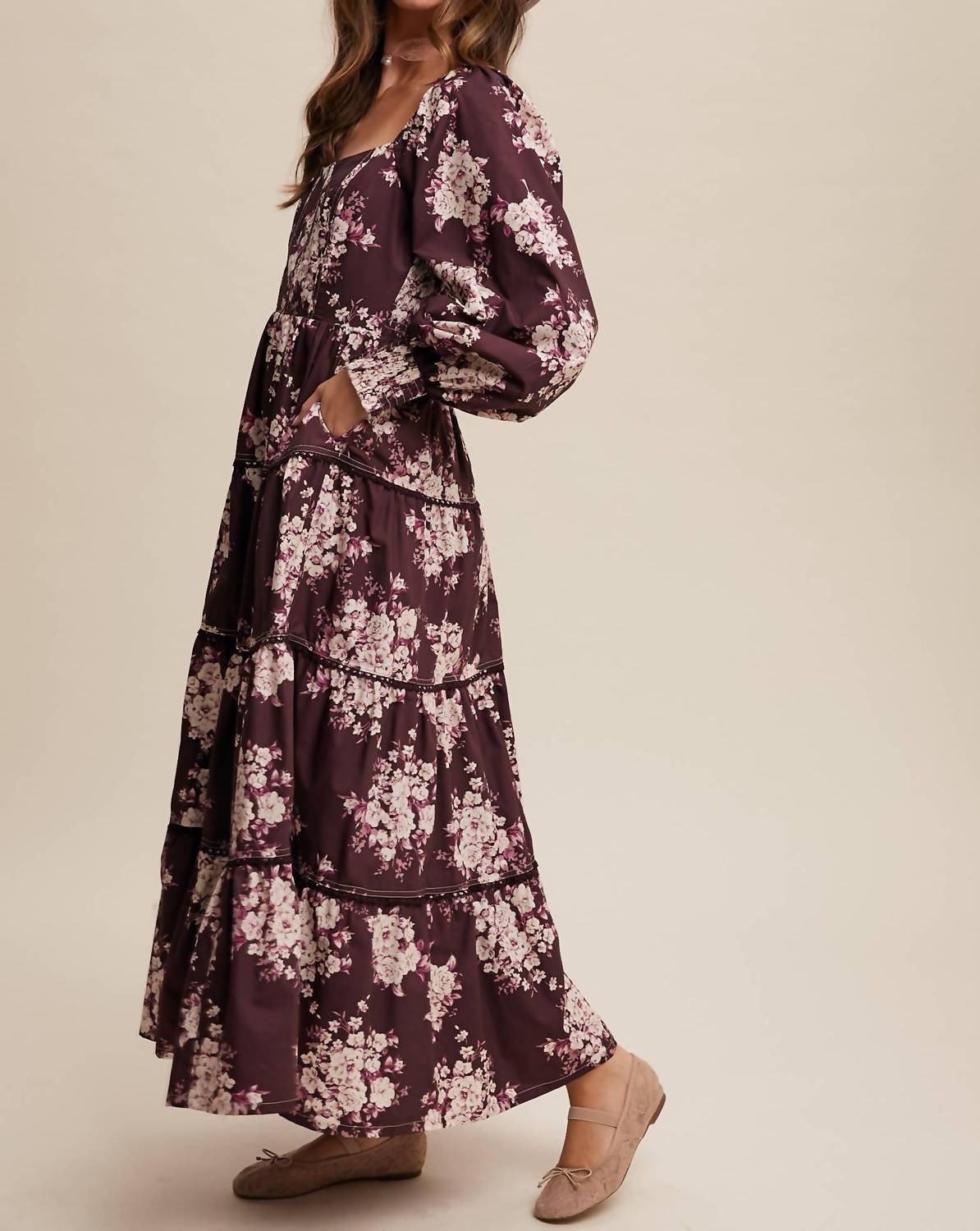 Listicle - Romantic Floral Tiered Maxi Dress