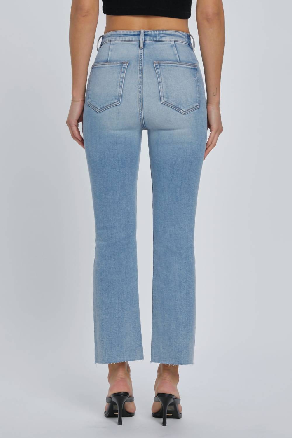 Hidden - Taylor Patch Pocket High Rise Cropped Flare Jeans